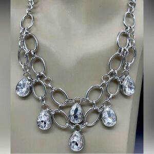 Silver Show Stopper Necklace and Earrings Set (NWT)